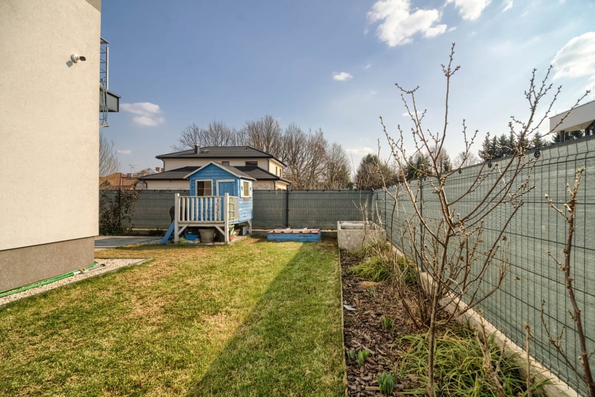 Dom 5 pokojowe na Sprzedaż