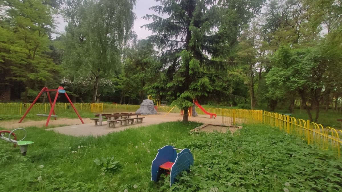 Dom 7 pokojowe na Sprzedaż