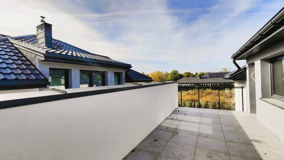 Dom 6 pokojowe na Sprzedaż