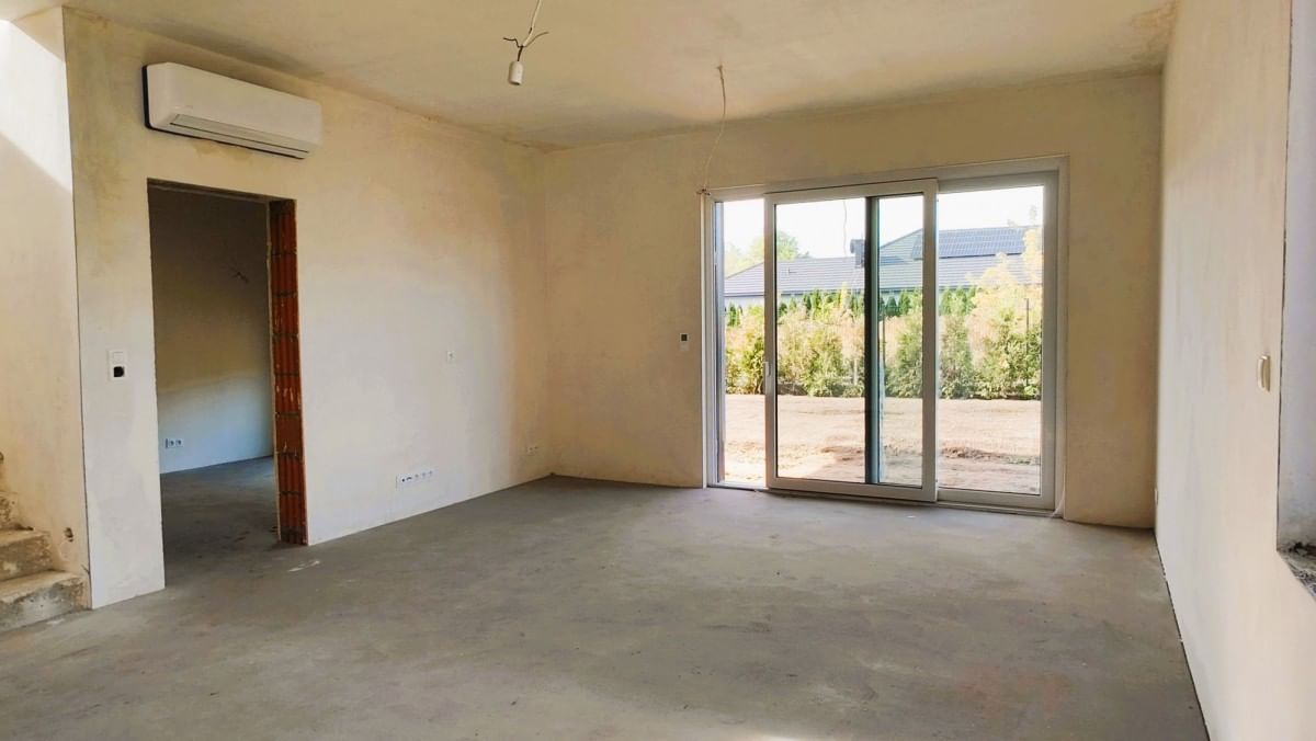 Dom 6 pokojowe na Sprzedaż