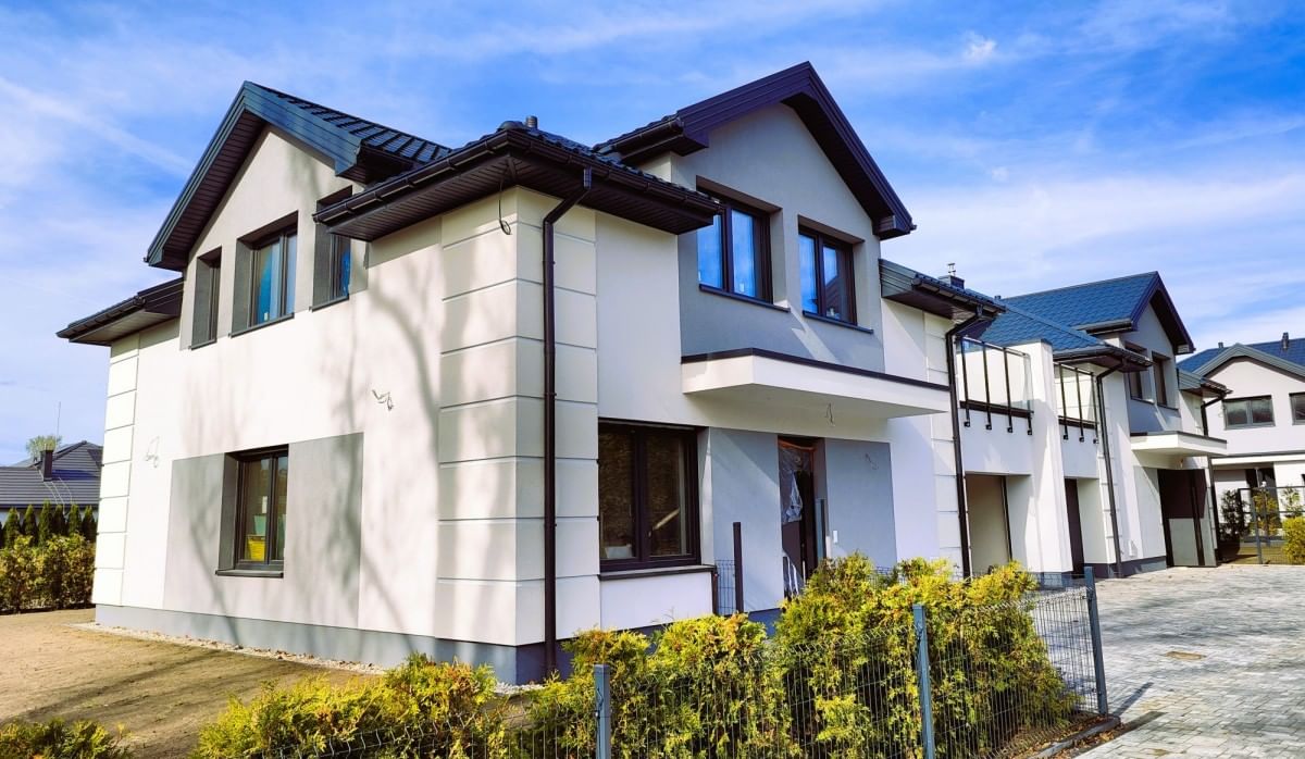 Dom 6 pokojowe na Sprzedaż