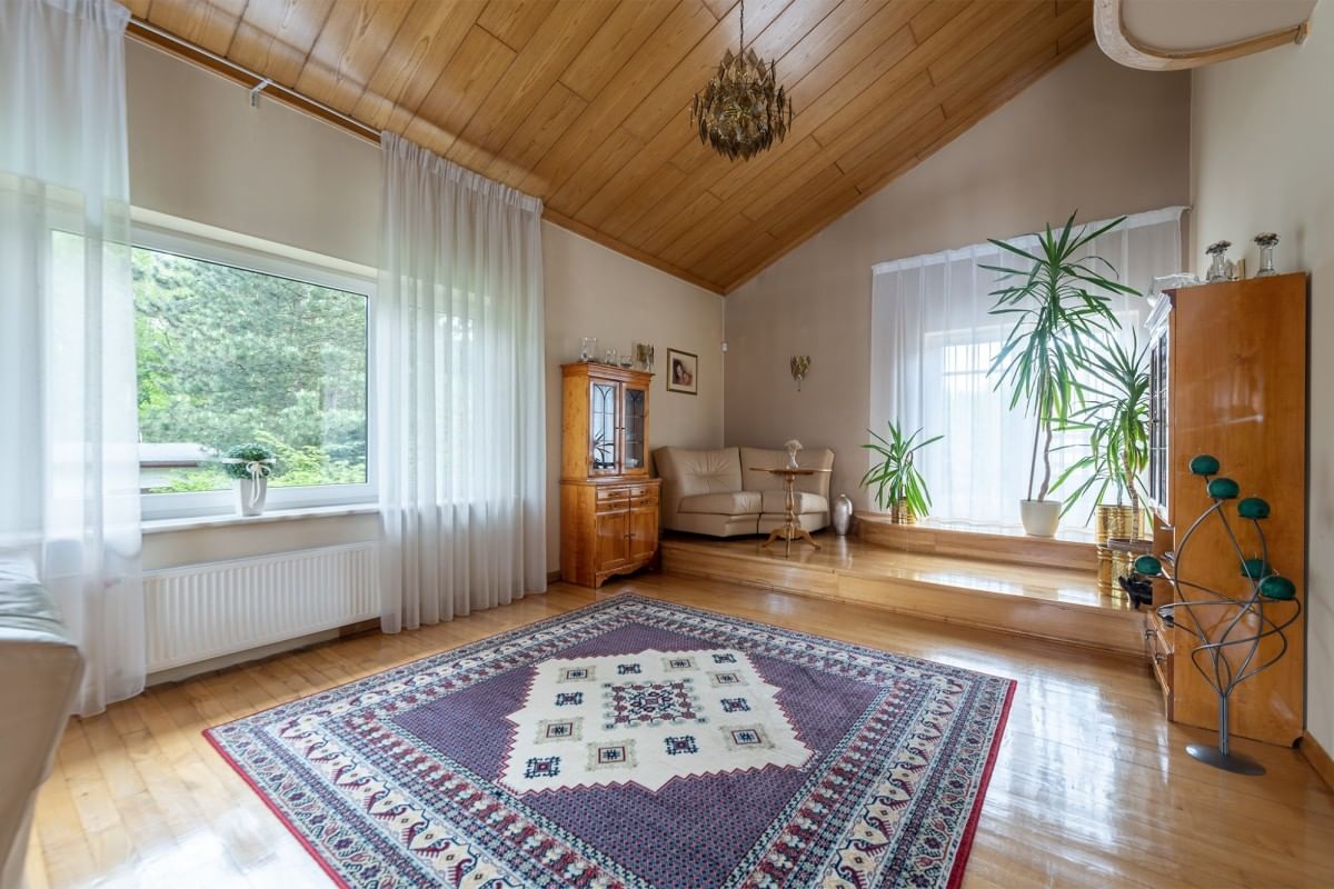 Dom 7 pokojowe na Sprzedaż