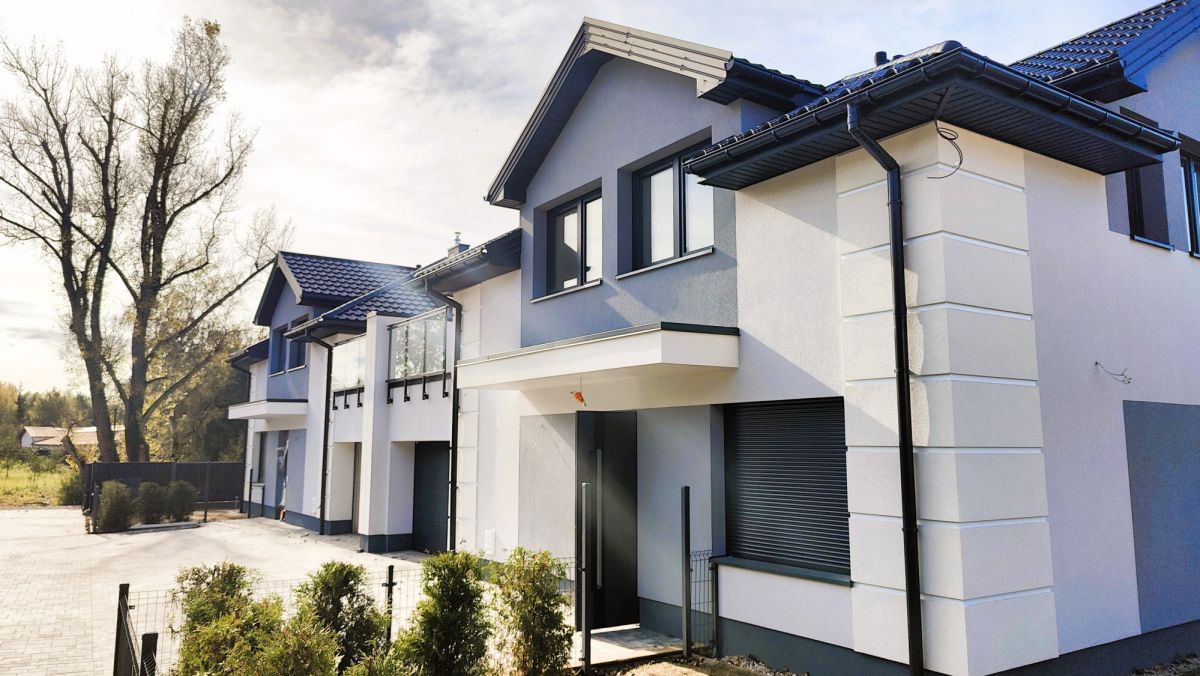 Dom 6 pokojowe na Sprzedaż