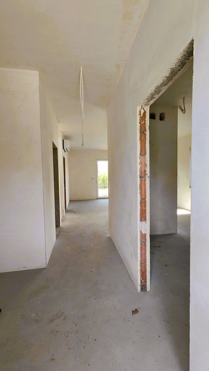 Dom 6 pokojowe na Sprzedaż