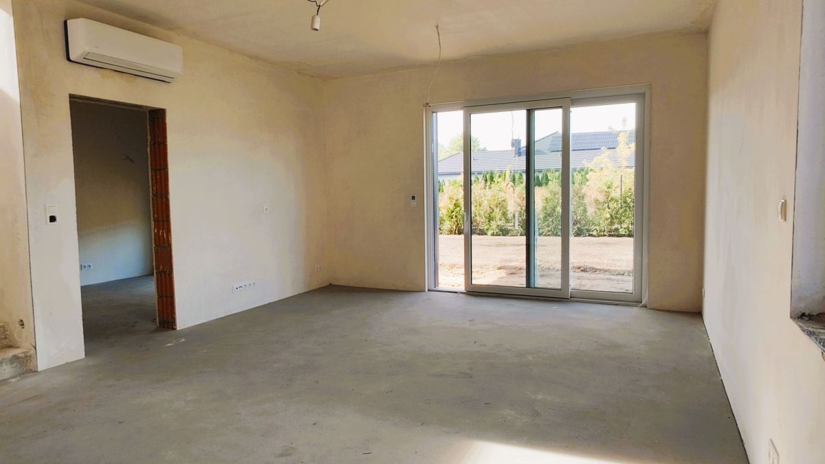 Dom 6 pokojowe na Sprzedaż