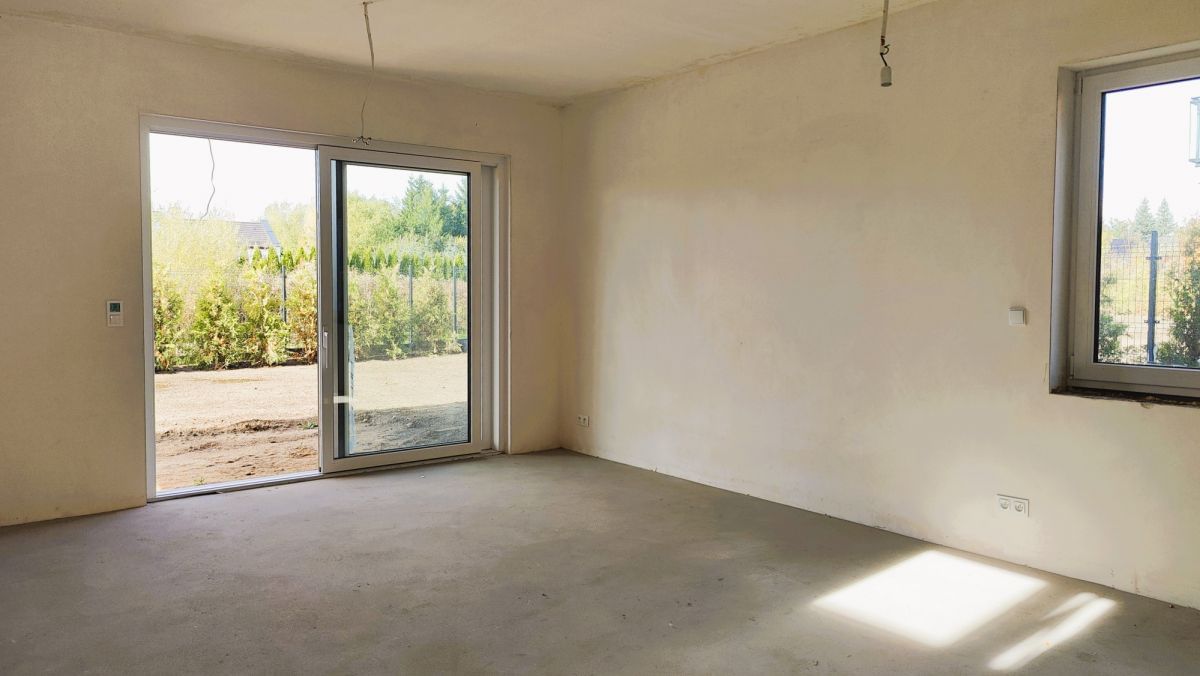 Dom 6 pokojowe na Sprzedaż