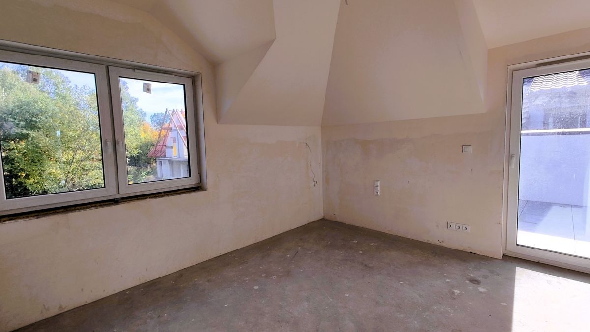 Dom 6 pokojowe na Sprzedaż