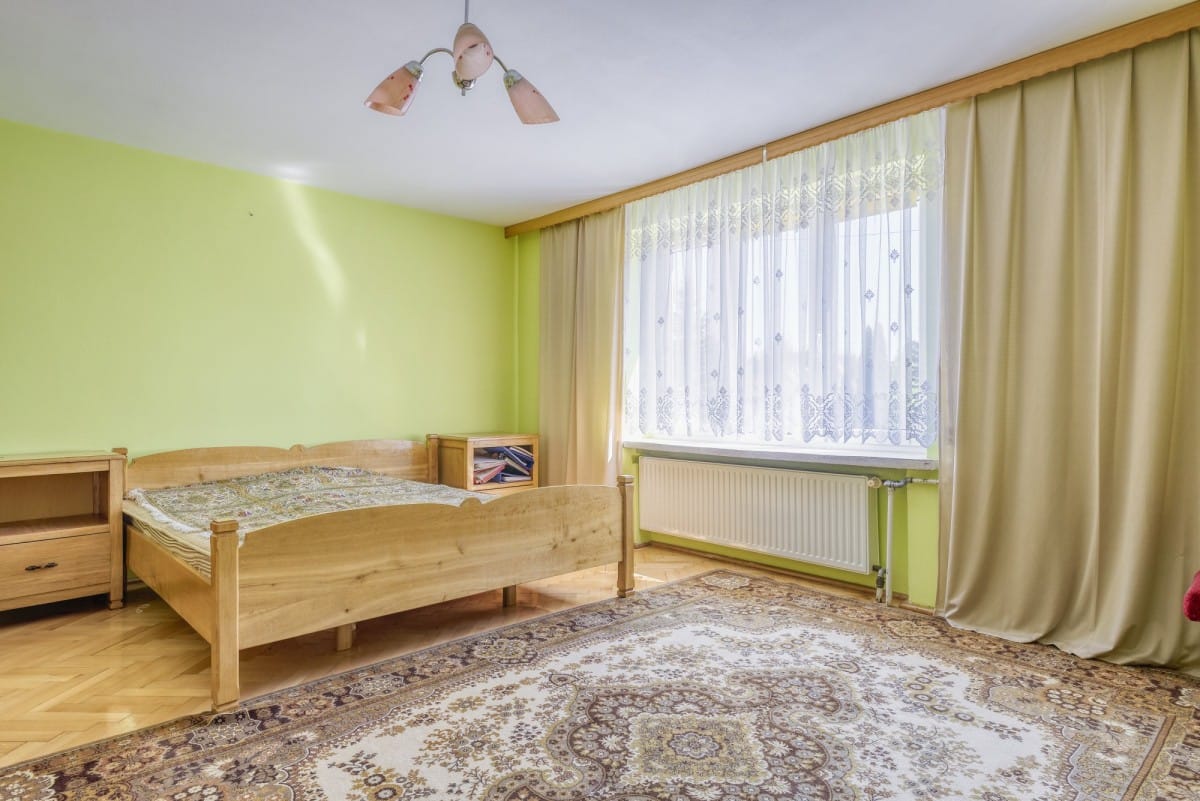 Dom 6 pokojowe na Sprzedaż