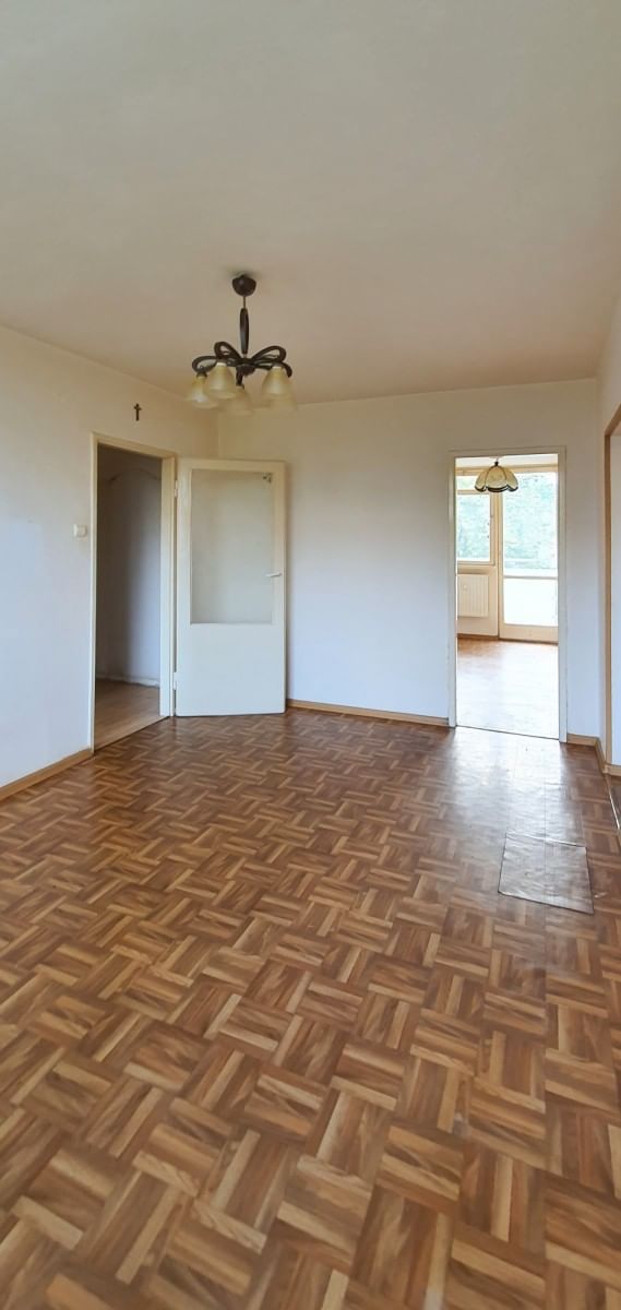 Mieszkanie 4 pokojowe na Sprzedaż
