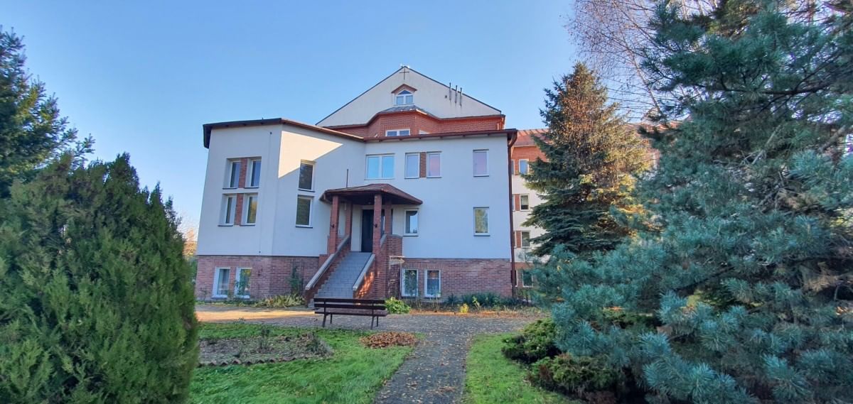 Lokal użytkowy  pokojowe na Sprzedaż