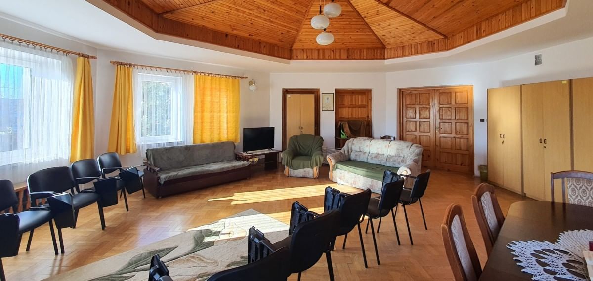 Lokal użytkowy  pokojowe na Sprzedaż