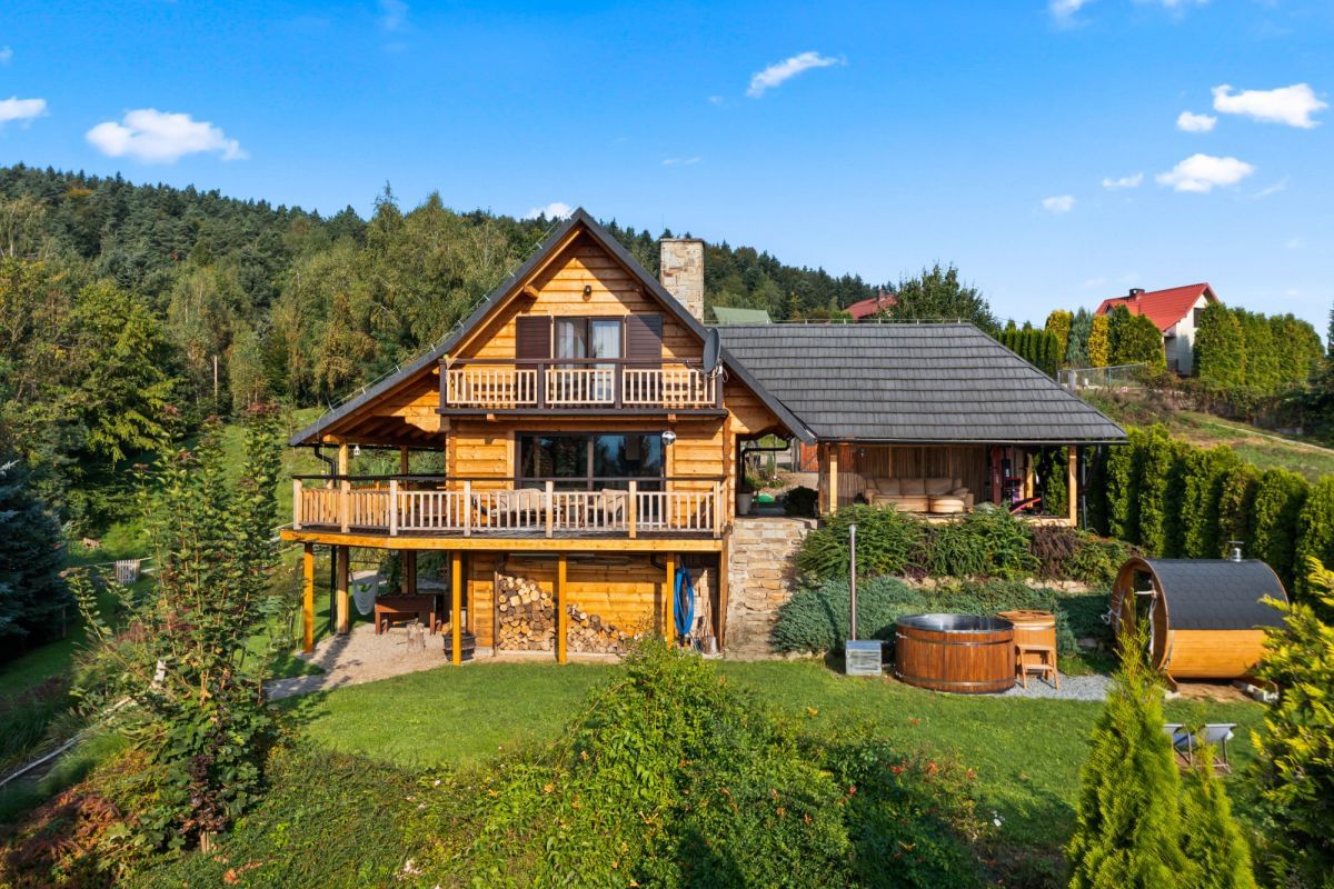 Dom 4 pokojowe na Sprzedaż