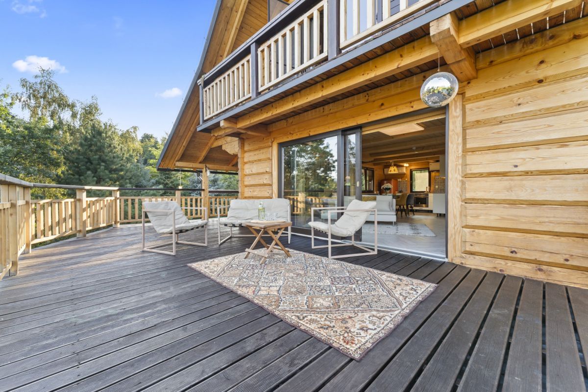 Dom 4 pokojowe na Sprzedaż