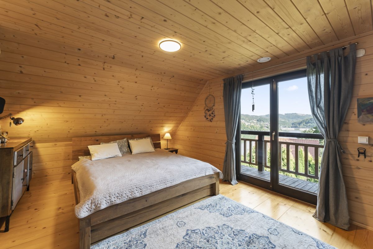 Dom 4 pokojowe na Sprzedaż