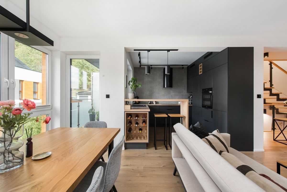 Mieszkanie 4 pokojowe na Sprzedaż