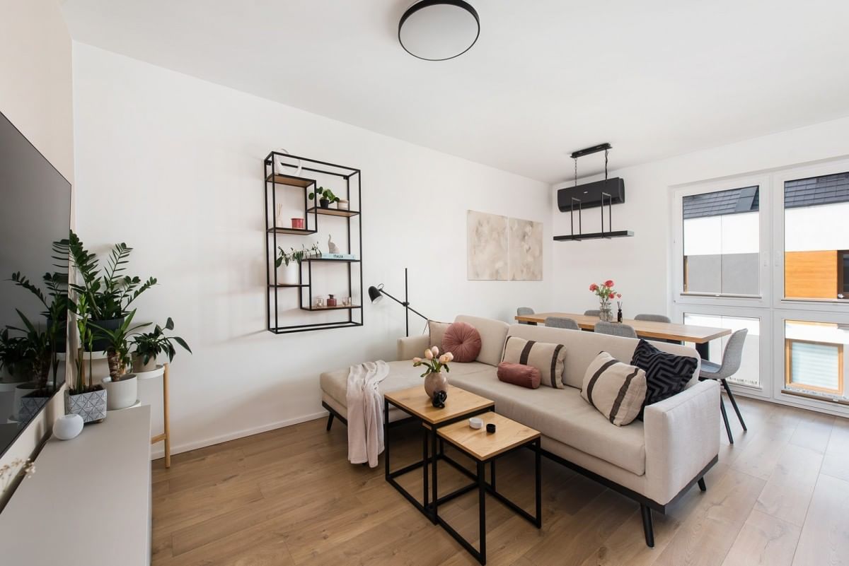 Mieszkanie 4 pokojowe na Sprzedaż