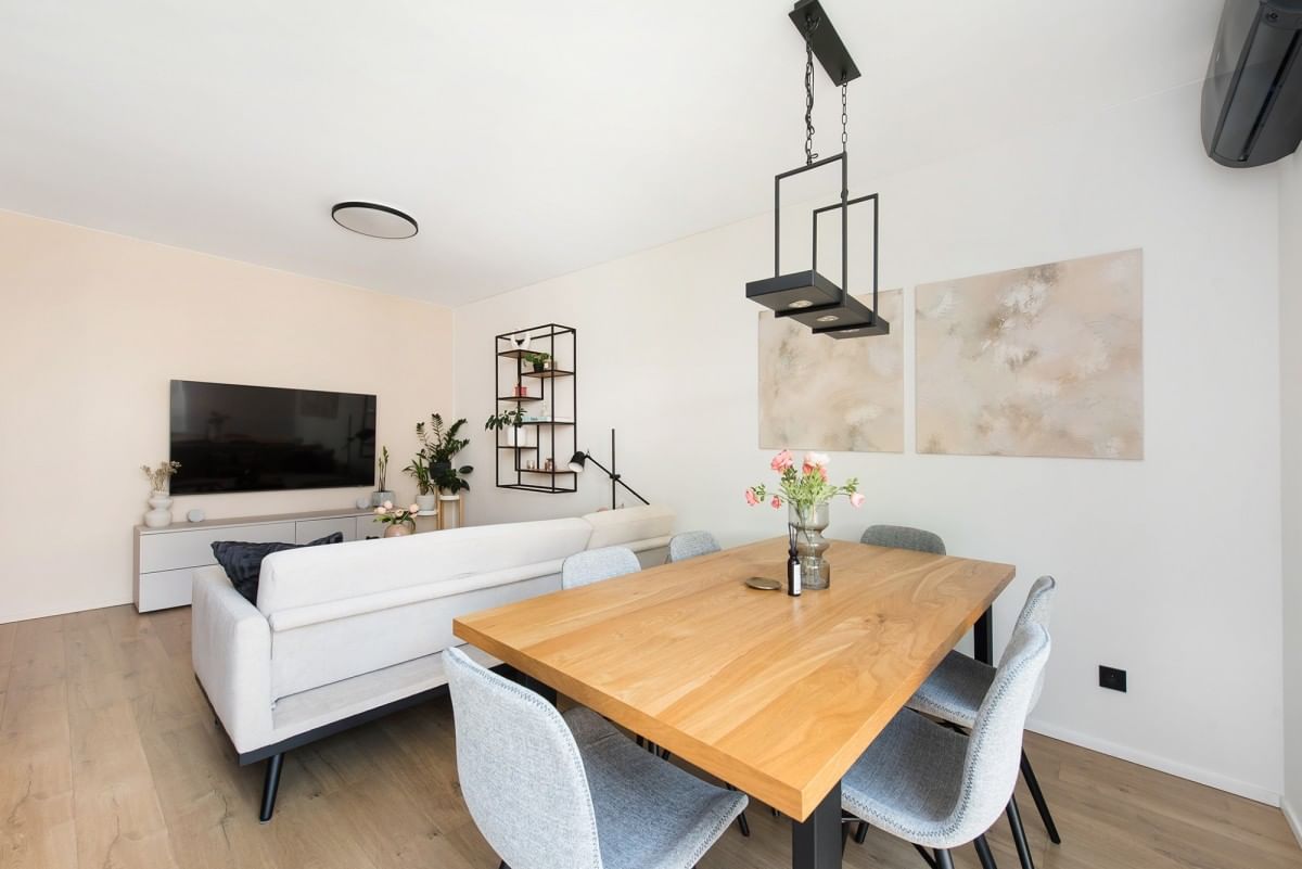 Mieszkanie 4 pokojowe na Sprzedaż