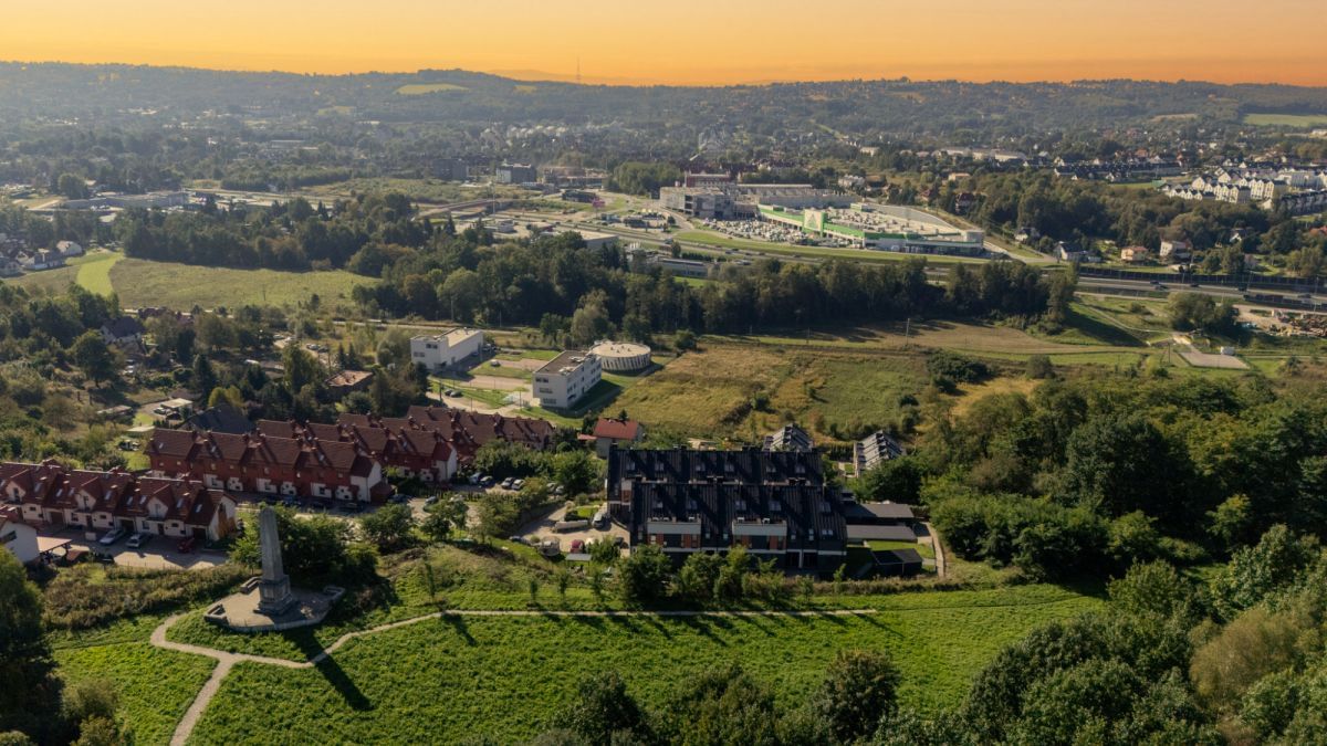 Mieszkanie 4 pokojowe na Sprzedaż