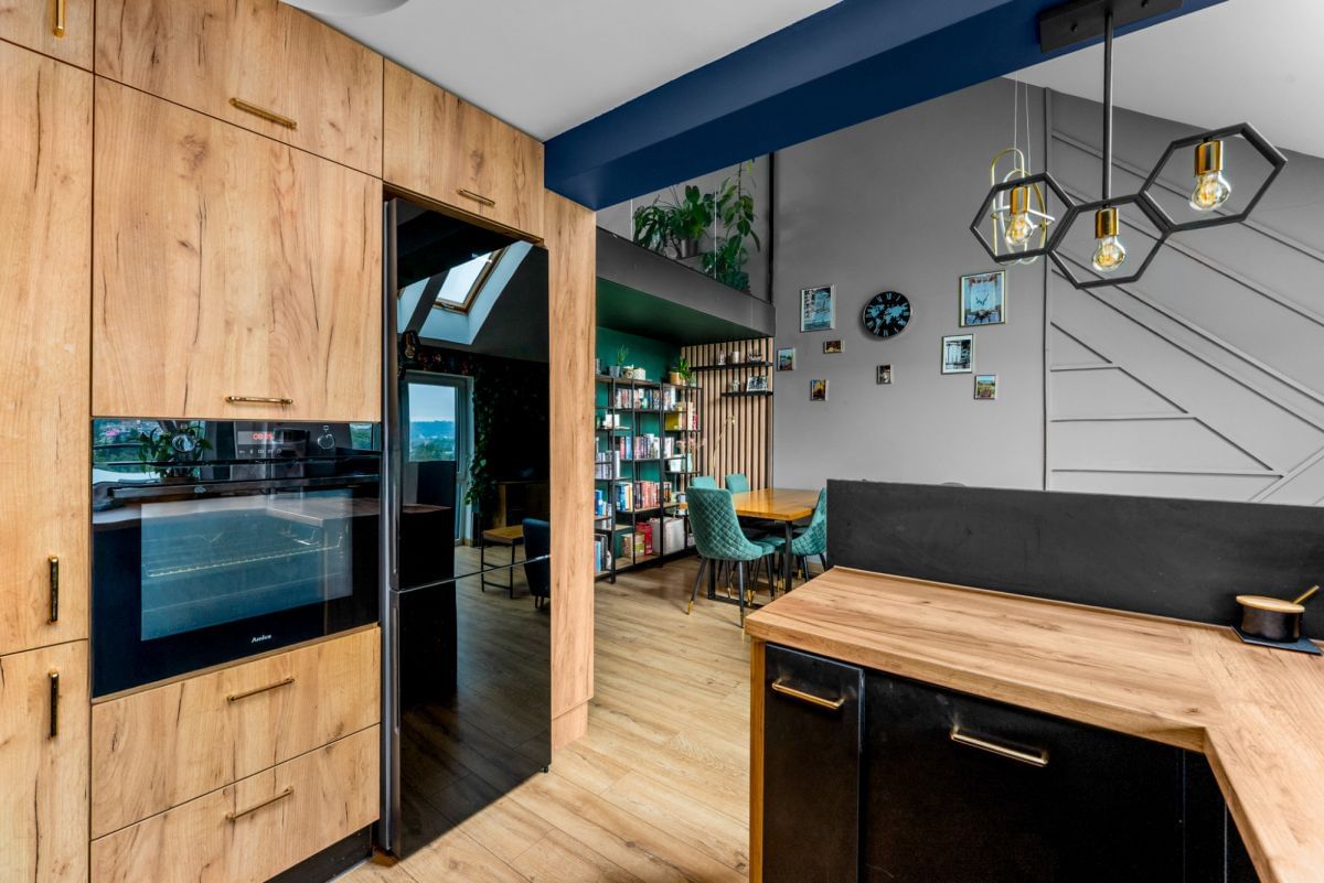 Mieszkanie 4 pokojowe na Sprzedaż