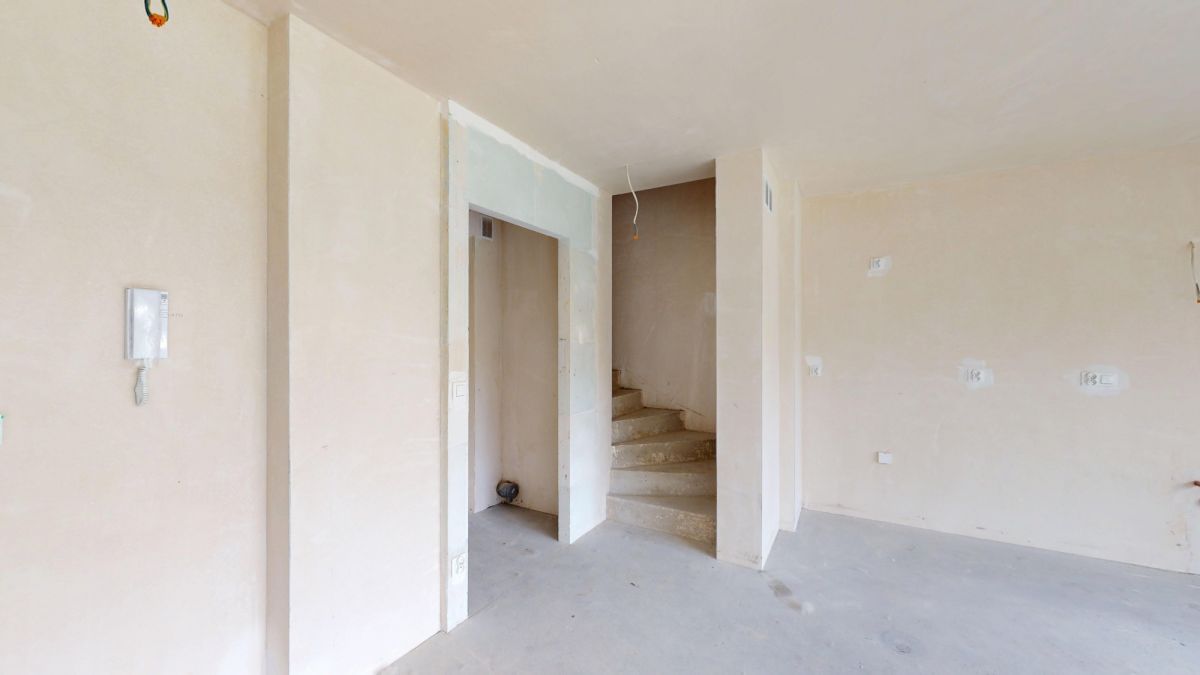 Mieszkanie 4 pokojowe na Sprzedaż