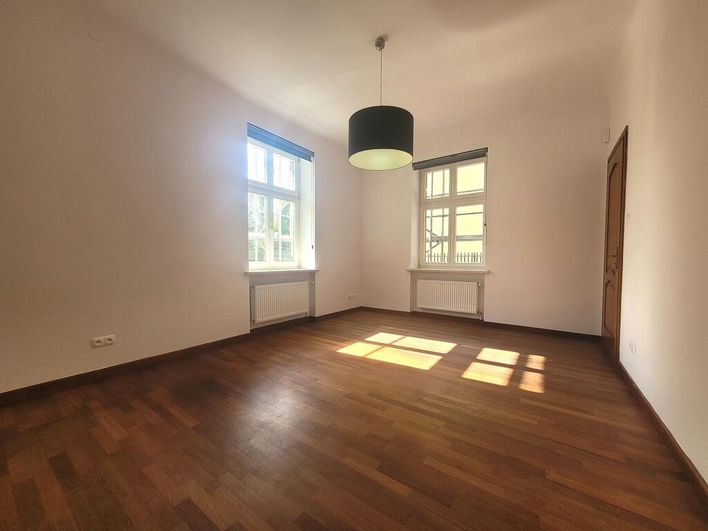 Lokal użytkowy  pokojowe na Wynajem