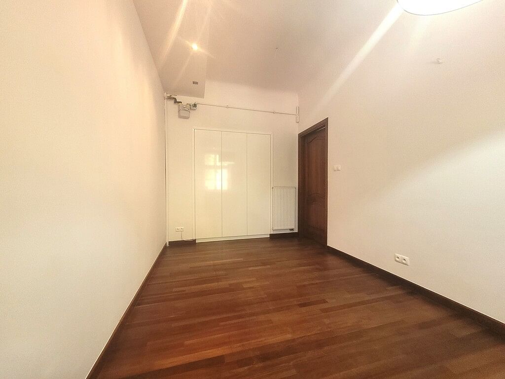 Lokal użytkowy  pokojowe na Wynajem