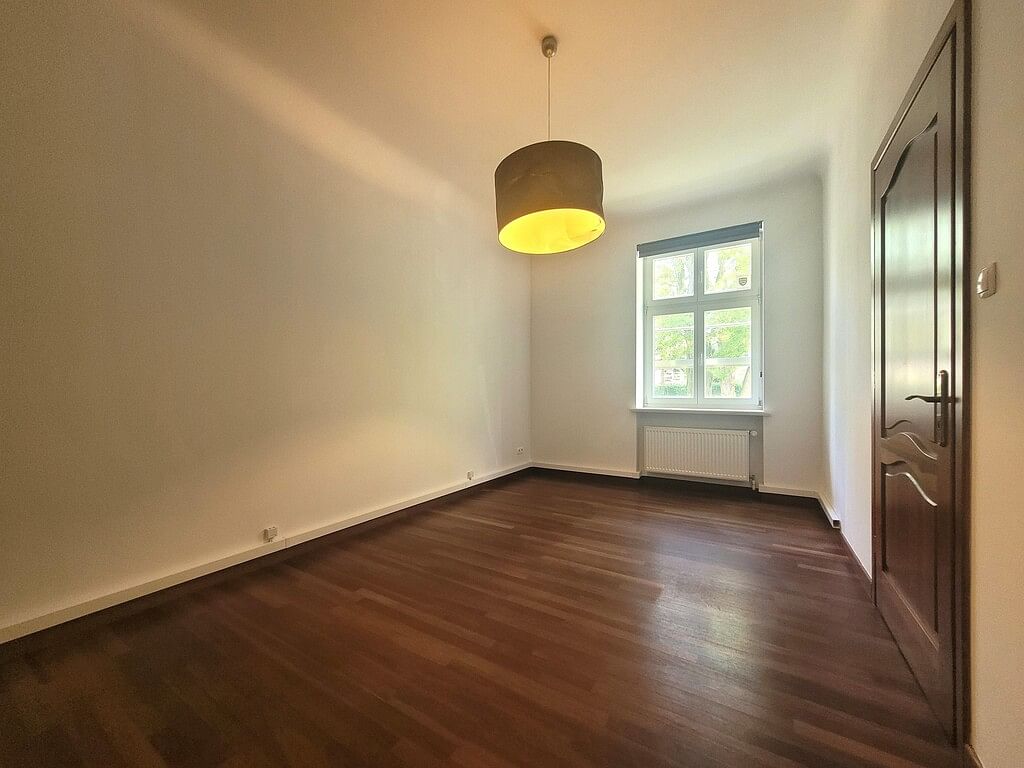 Lokal użytkowy  pokojowe na Wynajem