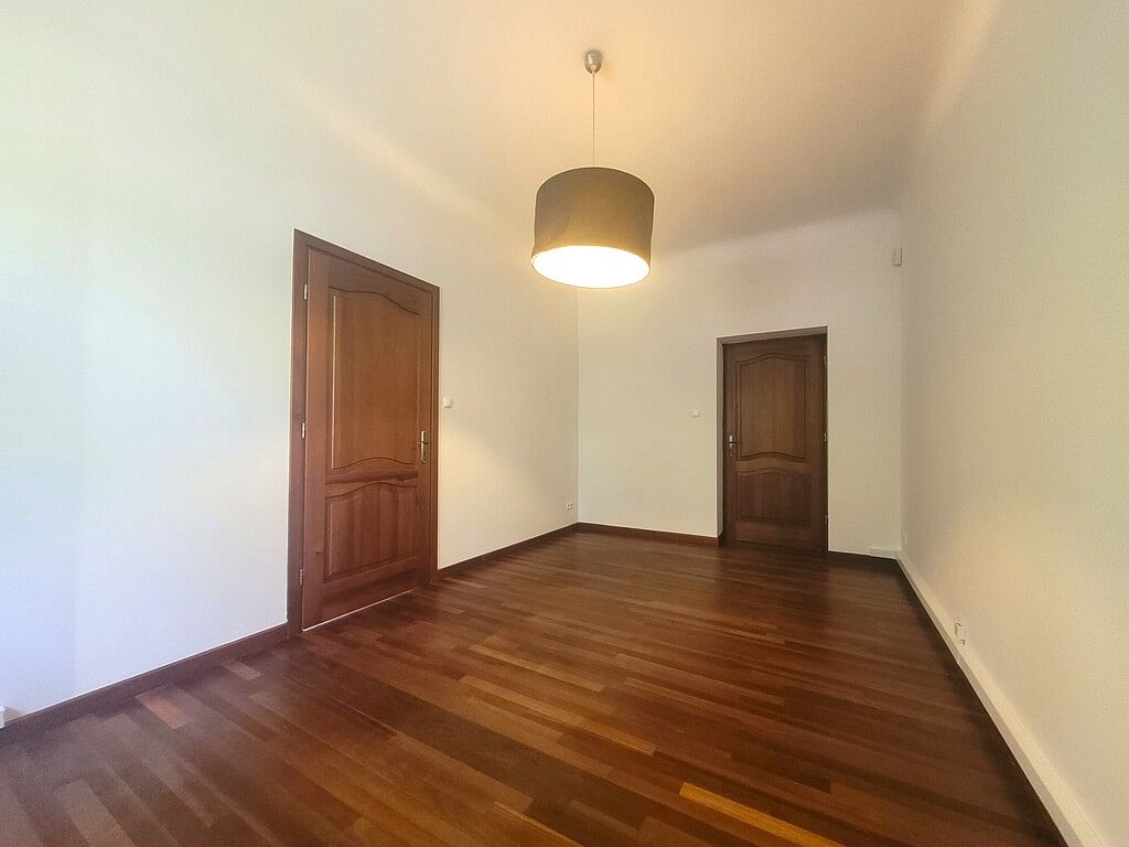 Lokal użytkowy  pokojowe na Wynajem