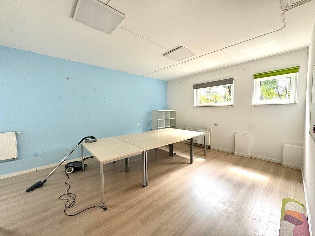 Lokal użytkowy  pokojowe na Wynajem