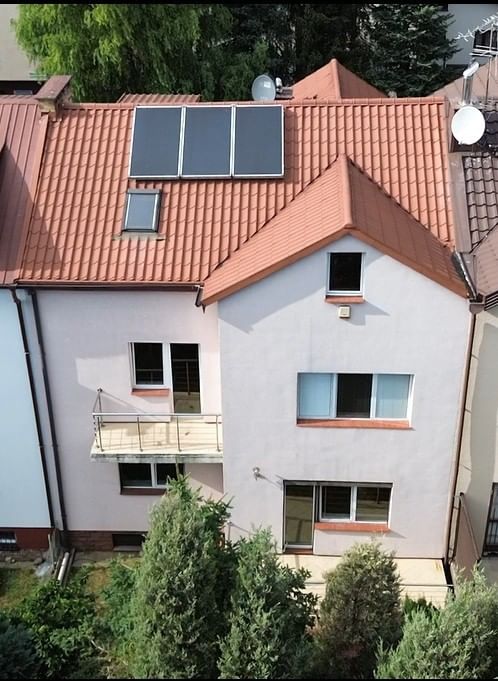 Dom 10 pokojowe na Sprzedaż