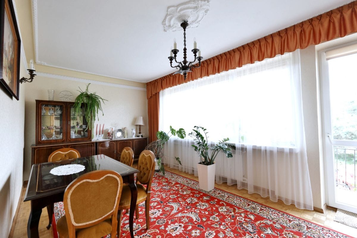 Dom 5 pokojowe na Sprzedaż