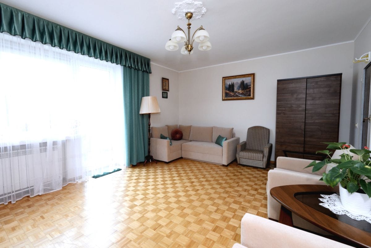 Dom 5 pokojowe na Sprzedaż