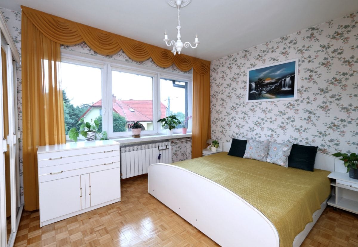 Dom 5 pokojowe na Sprzedaż