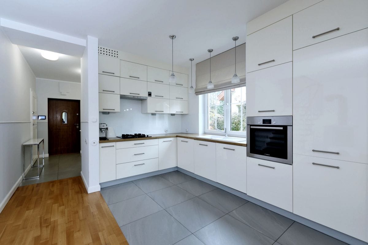 Dom 6 pokojowe na Sprzedaż