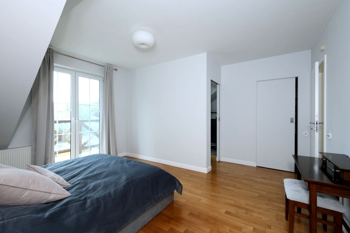 Dom 6 pokojowe na Sprzedaż