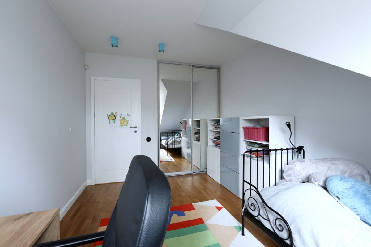 Dom 6 pokojowe na Sprzedaż