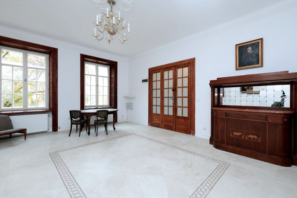 Dom 8 pokojowe na Wynajem