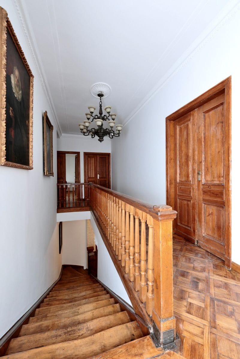 Dom 8 pokojowe na Wynajem