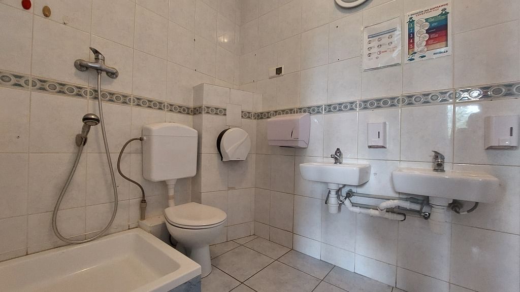  12 pokojowe na Wynajem