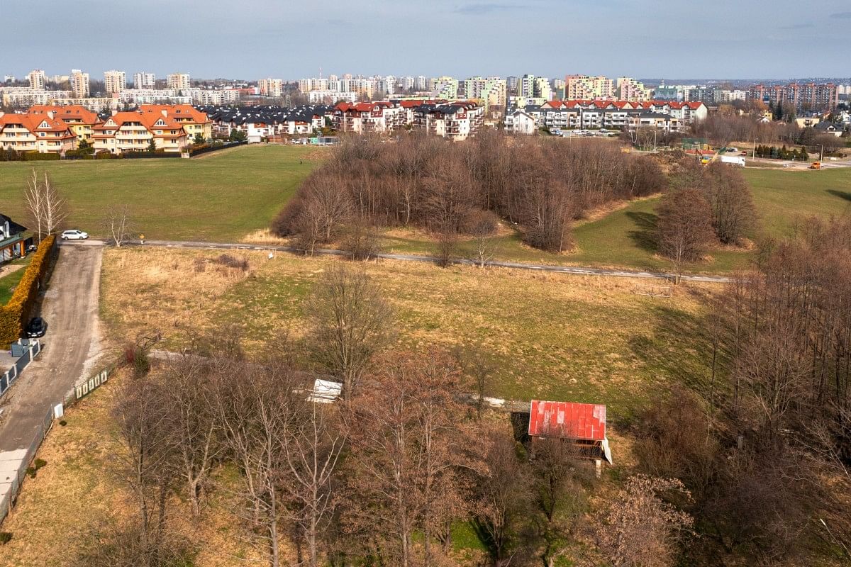 Działka  pokojowe na Sprzedaż