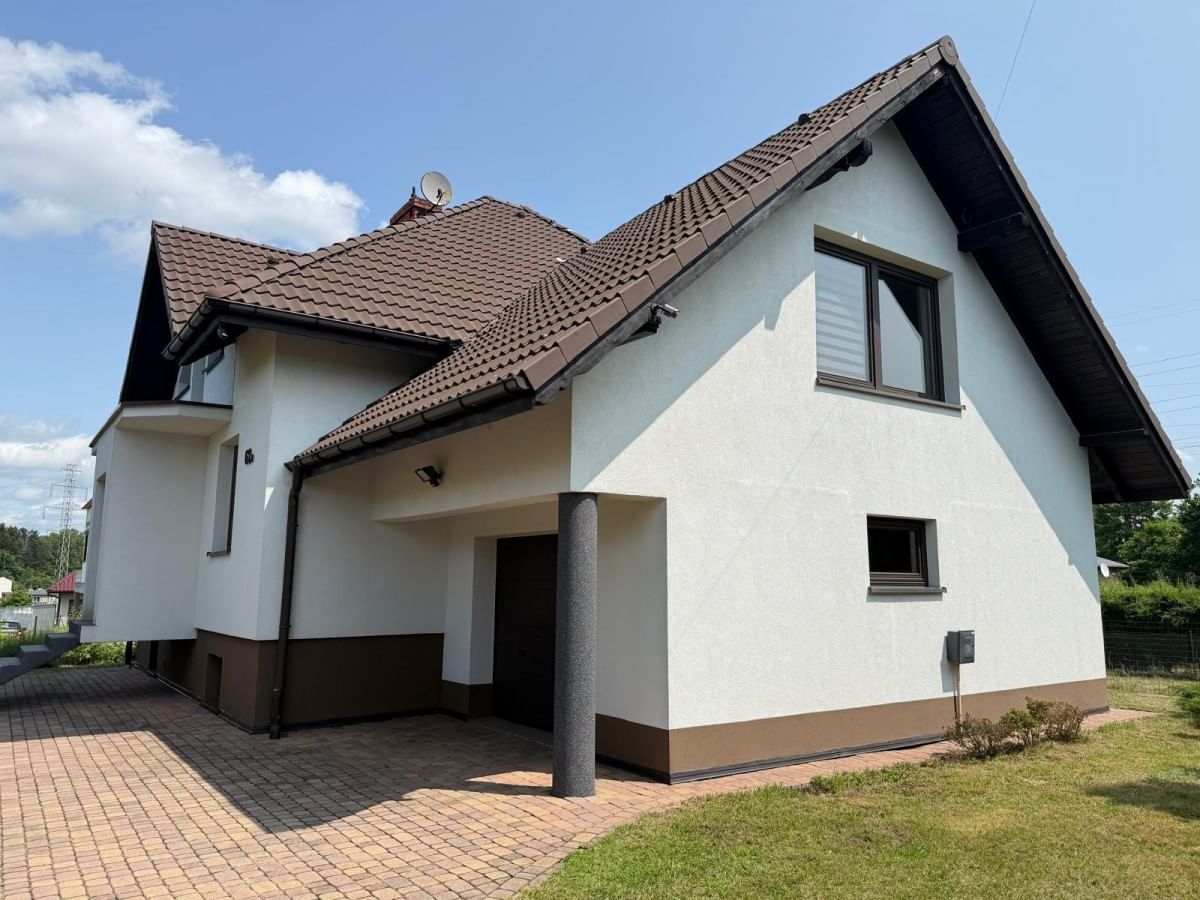 Dom 6 pokojowe na Sprzedaż