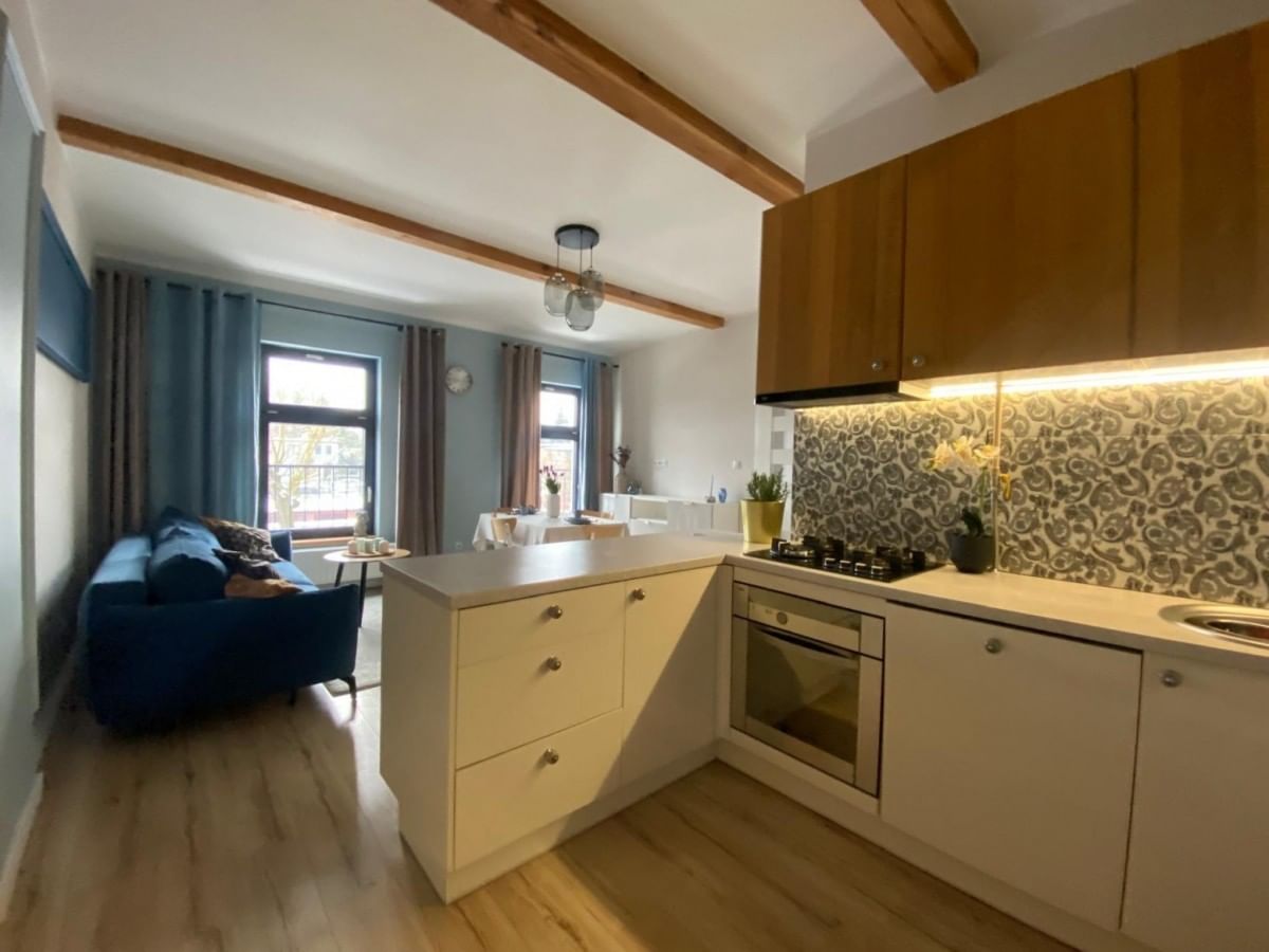 Mieszkanie 3 pokojowe na Sprzedaż