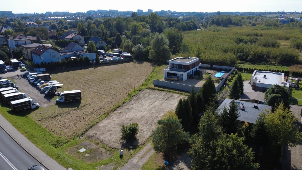 Działka  pokojowe na Sprzedaż