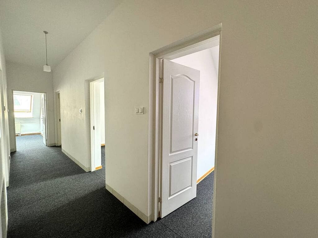 Lokal użytkowy  pokojowe na Wynajem