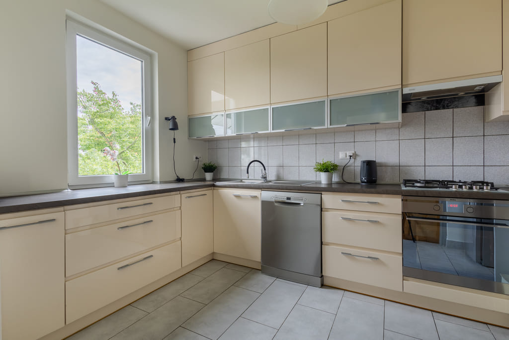 Mieszkanie 4 pokojowe na Wynajem