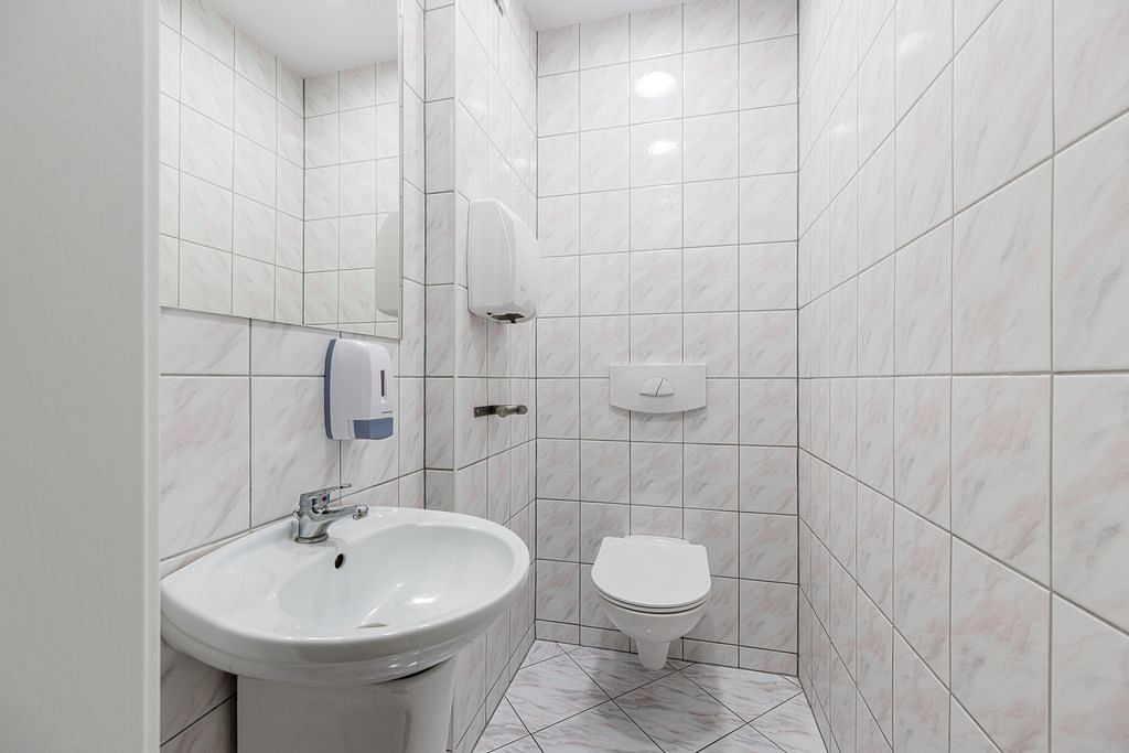 Lokal użytkowy  pokojowe na Wynajem