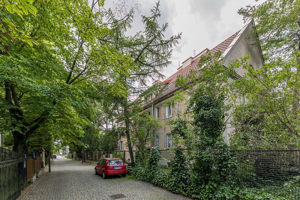 Mieszkanie 255 pokojowe na Sprzedaż