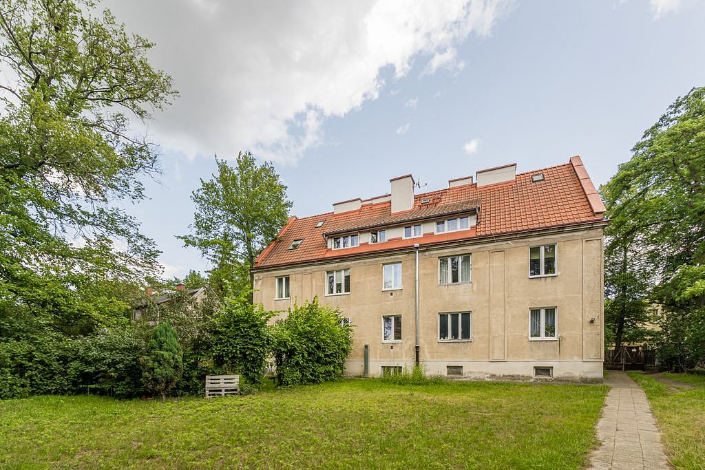 Mieszkanie 255 pokojowe na Sprzedaż