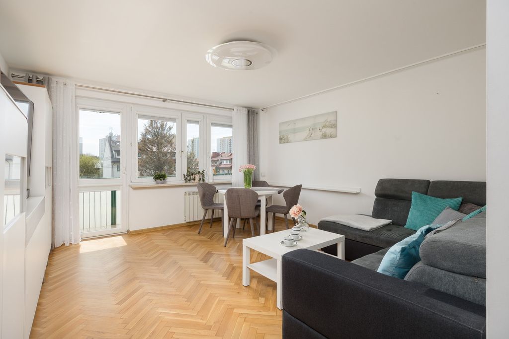 Mieszkanie 3 pokojowe na Sprzedaż