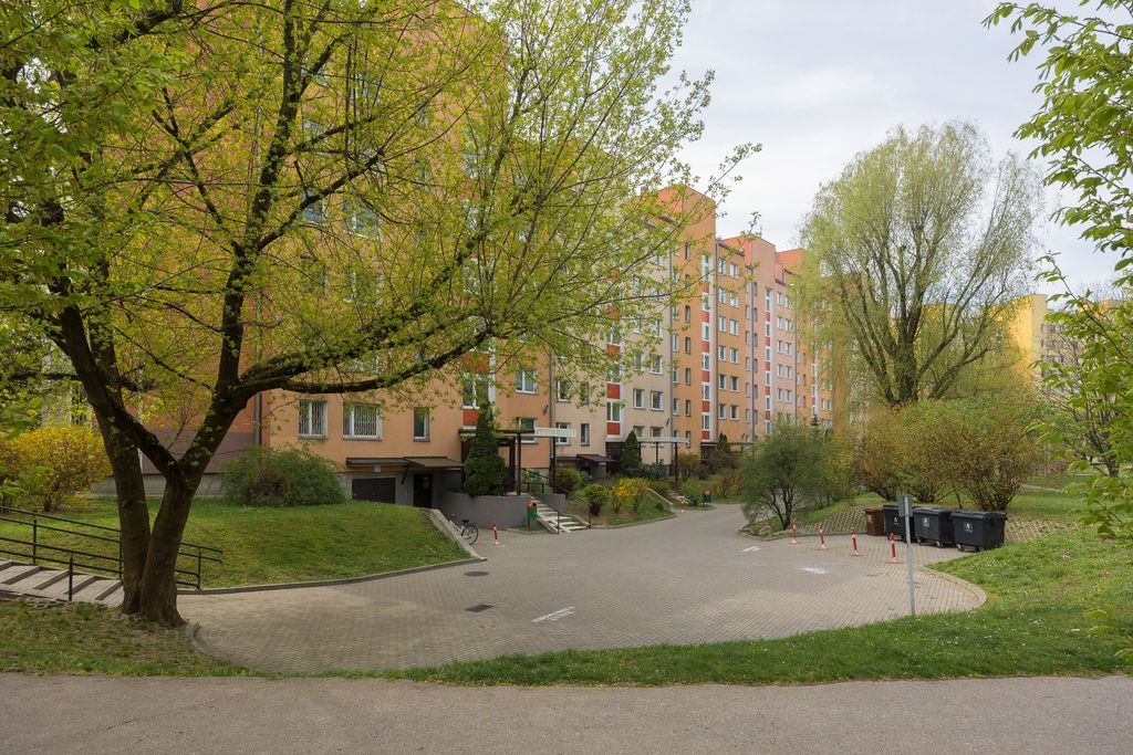 Mieszkanie 3 pokojowe na Sprzedaż